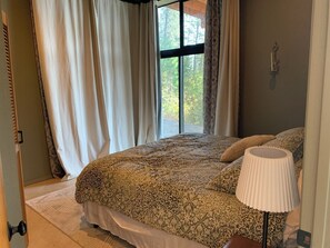 2 bedrooms, internet