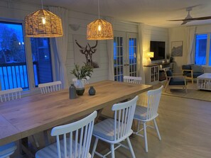 Dining - Steps from the Shore, Modern Beachy Getaway (Dunnottar)