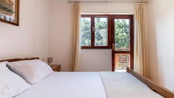 Apartamento (Three bedroom apartment first floor) | 3 quartos, berços (sobretaxa)