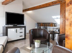 Studio (Studio apartment Roof) | Living room | 32-inch flat-screen TV with satellite channels - Kokolo Beach Apartments (Preko)