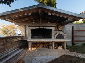 Studio (Studio apartment Roof) | BBQ/picnic area - Kokolo Beach Apartments (Preko)