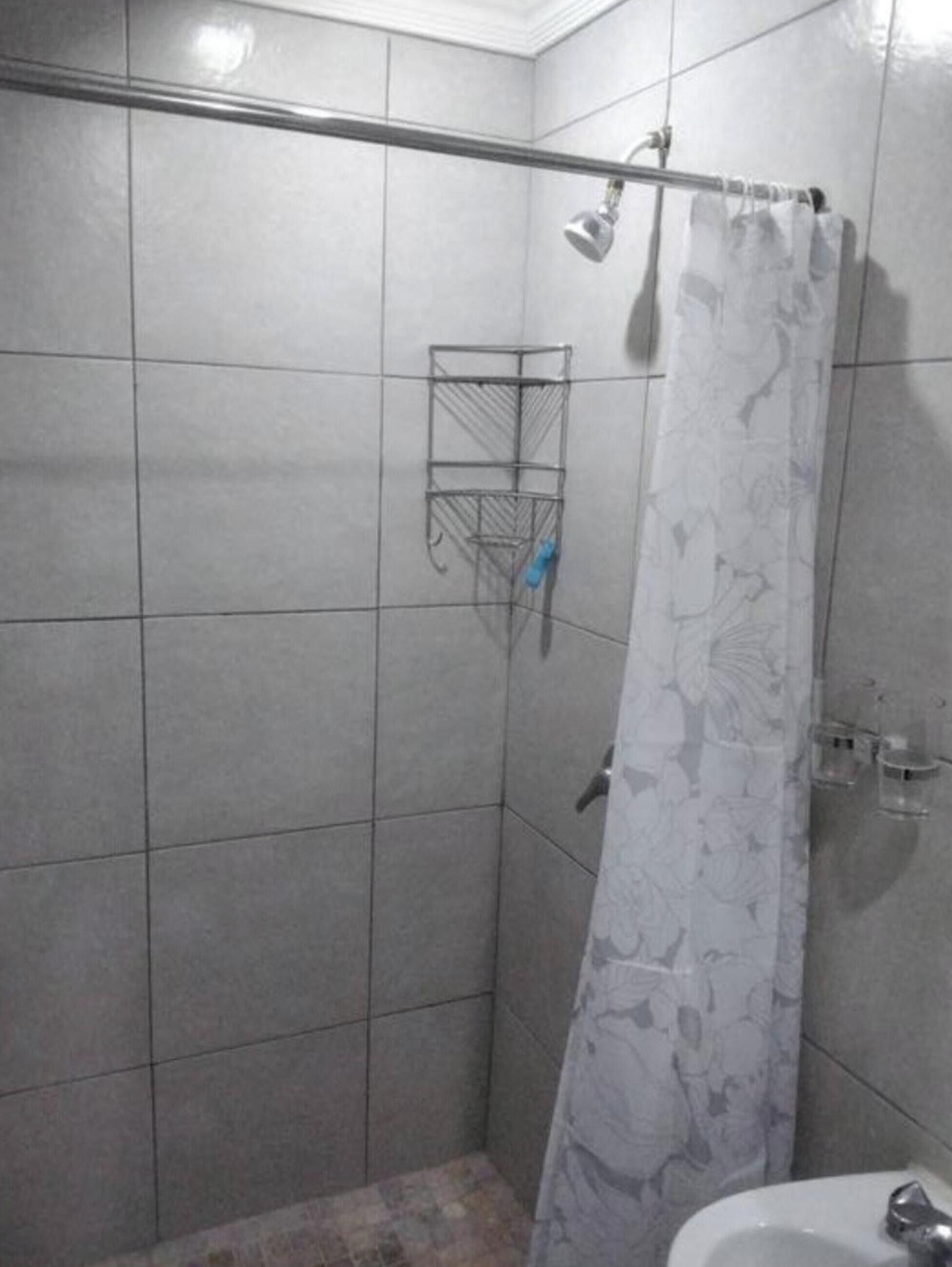 Room, 1 Bedroom, Smoking, Patio | Bathroom