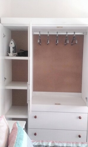 Kamer, 1 slaapkamer, roken, patio | Interieur