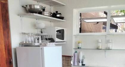 Room-adventurecapetown Offers Private Ro