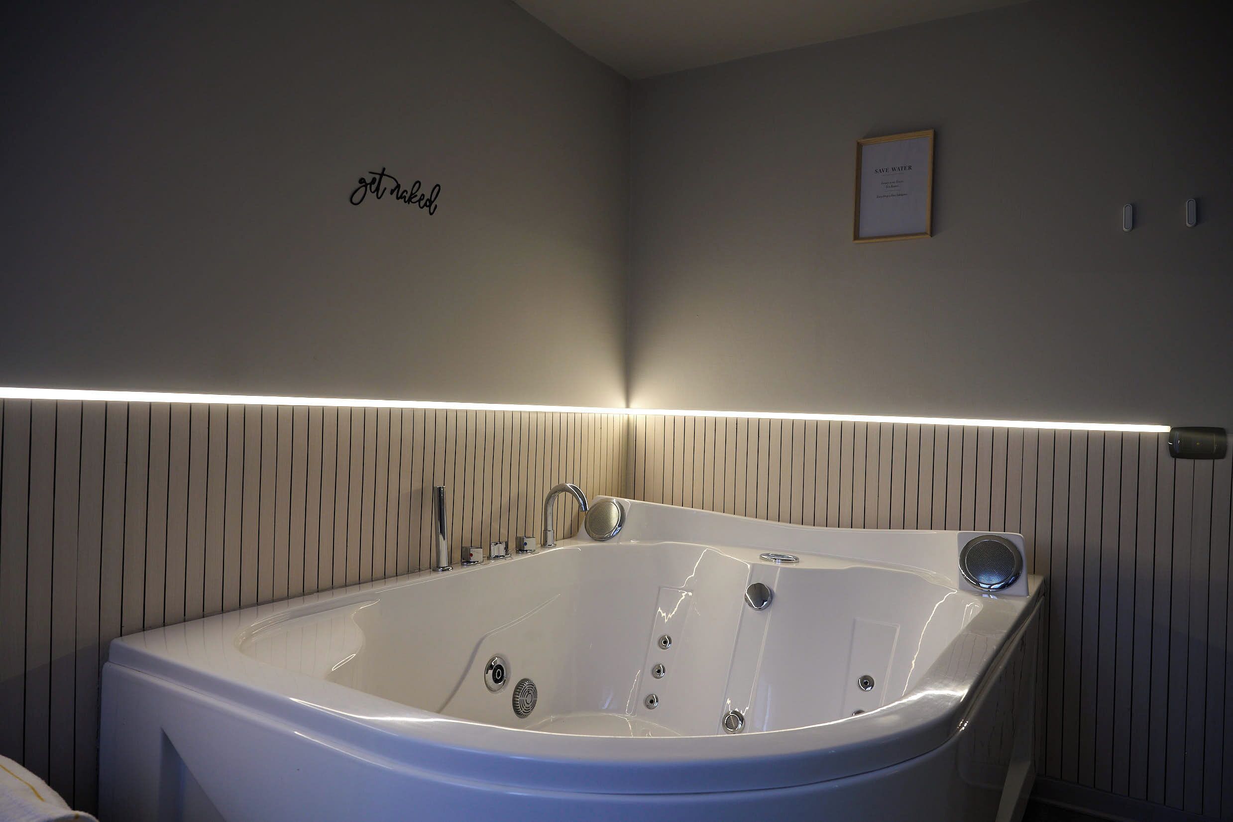 Suite monolocale Luxury, patio, vista collina | Bagno