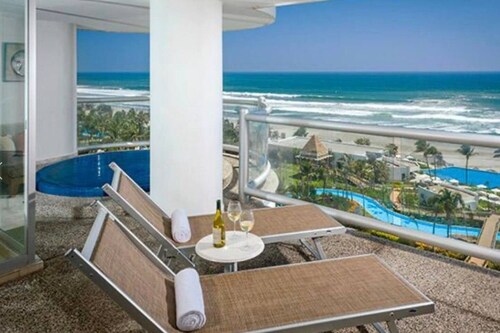 Vidanta Acapulco - The Grand Mayan 2 bdr Suite