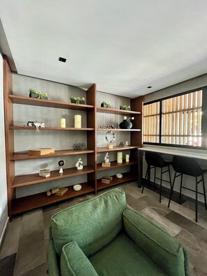 Interior - Studio 5th Av, Fast Wi-Fi, Rooftop Pool & Gym (Playa del Carmen)