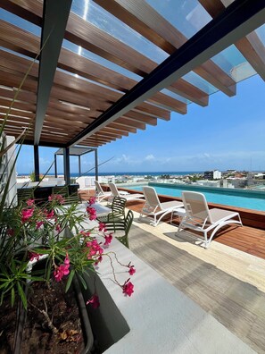Terrace/patio - Studio 5th Av, Fast Wi-Fi, Rooftop Pool & Gym (Playa del Carmen)