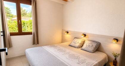 APARTMENT ON THE SHORES OF LAKE CARCANS IN MAUBUISSON