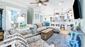 하우스, 침대(여러 개), 파티오, 정원 전망 (Sand Marino) | 거실 공간