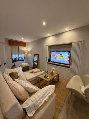 Living area - Premium house meters away from Carnival + Swimming Pool (Gualeguaychú)