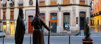 ATAIFOR ACCOMMODATION IN THE CENTER OF JAEN