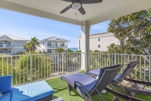 Apartment, Mehrere Betten, Terrasse, Poolblick (Seagrove By the Sea B) | Unterkunftsgelände