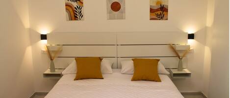 1 bedroom, in-room safe, free WiFi, bed sheets