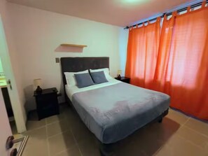 1 bedroom, WiFi, bed sheets, wheelchair access - Beautiful apartment close to the subway and Barrio Italia, ideal for long stays. (Santiago)