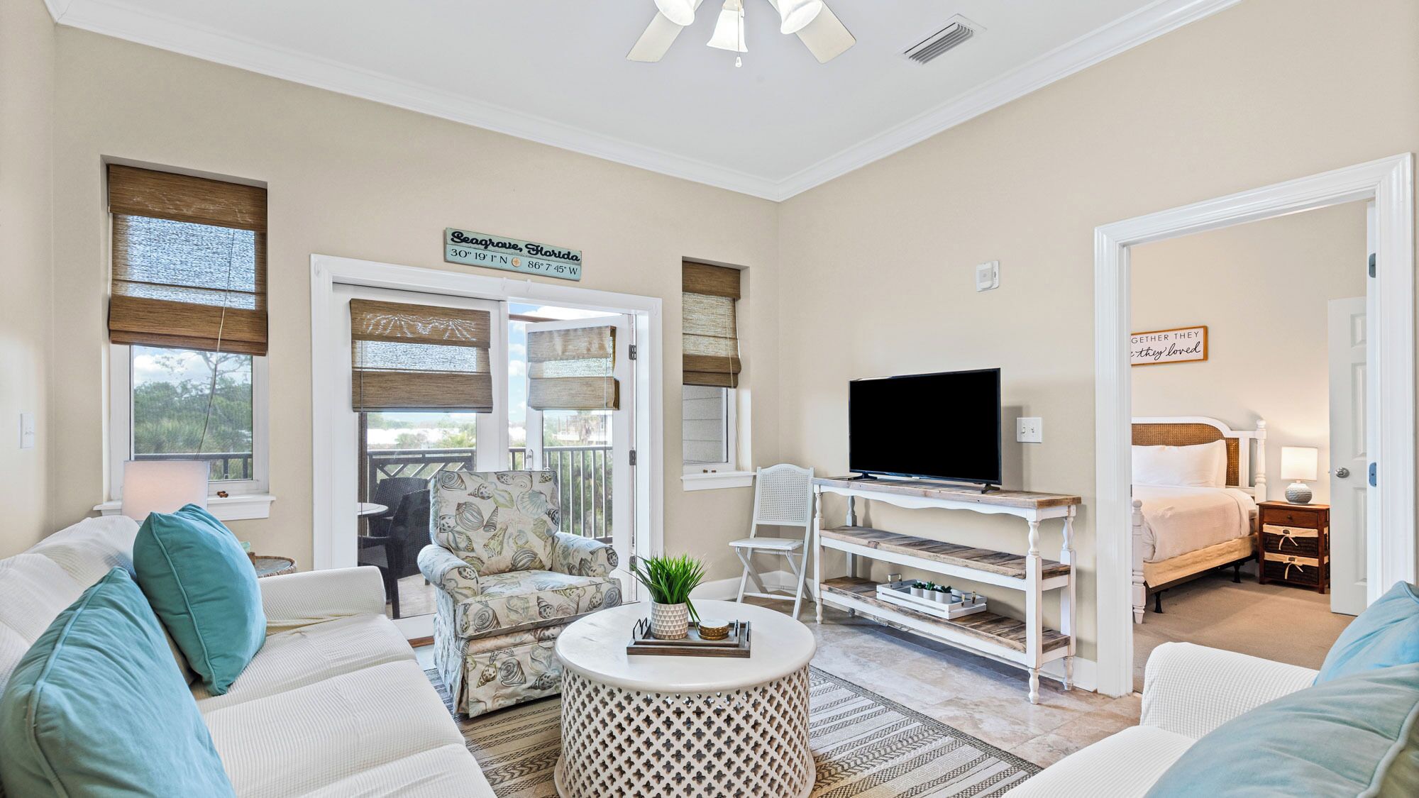 3 habitaciones, decoración personalizada y muebles diferentes 