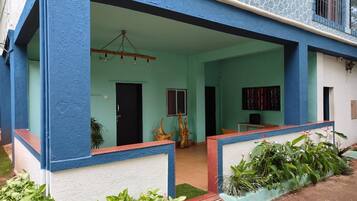 Room, 3 Bedrooms, Accessible, Smoking | Exterior detail