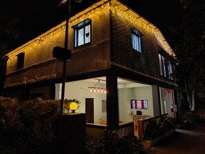 Zimmer, 3 Schlafzimmer, barrierefrei, Raucher | Außenbereich