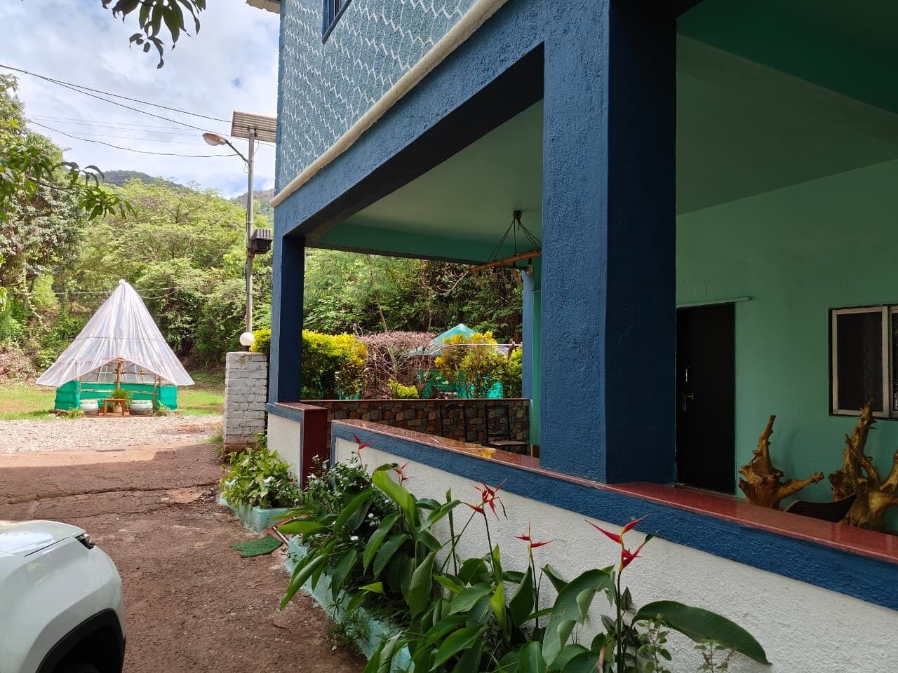 Room, 3 Bedrooms, Accessible, Smoking | Property grounds