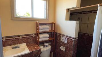 Camera familiare, vista mare | Bagno