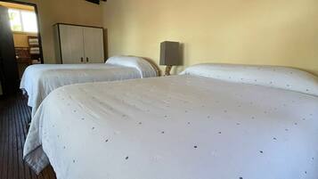 Camera familiare, vista mare