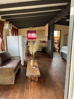 Family Room, Sea View | Private kitchen - Old Mill Hotel  (San Quintín)