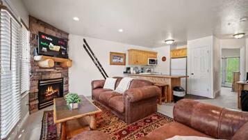 TV, fireplace, stereo, offices