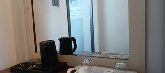 East Star Hotel