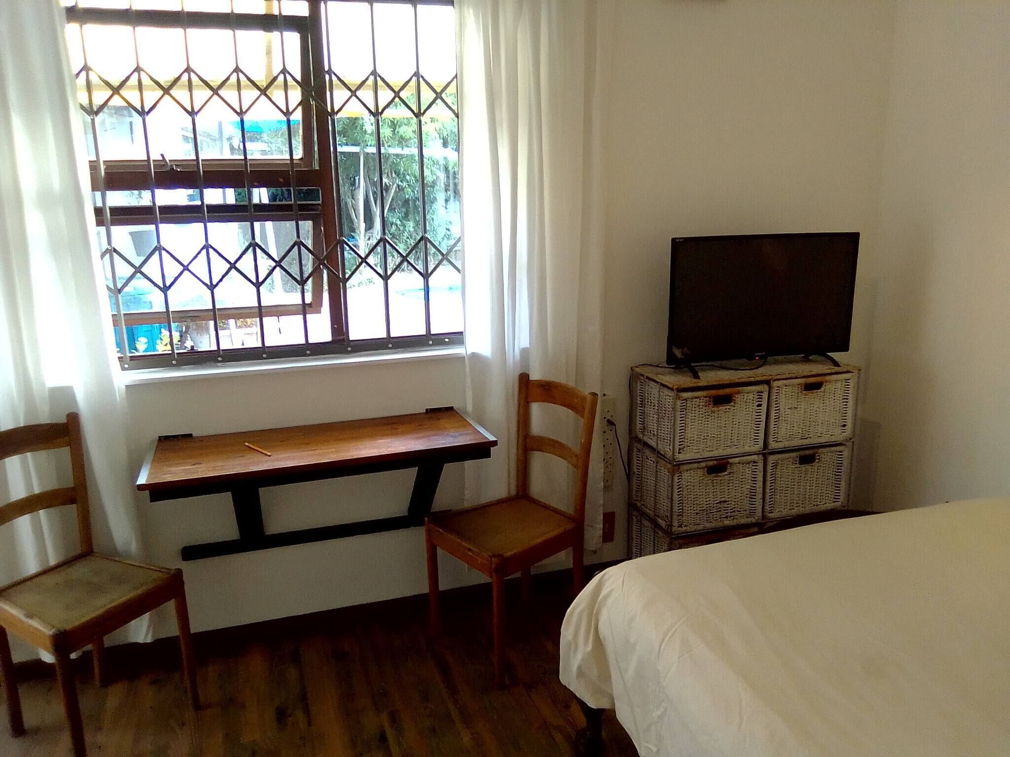 Apartment, 1 Bedroom, Smoking, Garden View | Room amenity