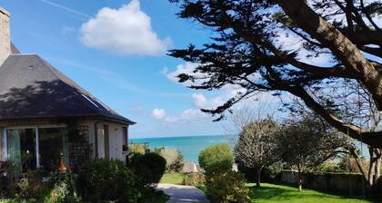 Charming house with character, stunning sea views and beach access