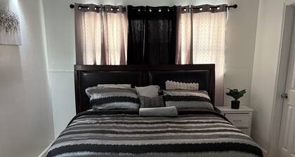 Charming 3-bedroom house in tranquil Baytown with AC