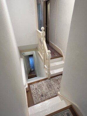 Interior - Peaceful Sanctuary with a View (London)