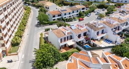 Casa da Aveleira 3Bdr in Vilamoura by LovelyStay