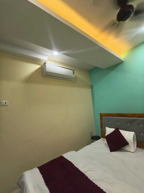 Deluxe Room - Hotel Vinayak Residency (Varanasi)