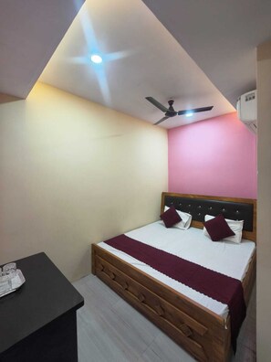 Room - Hotel Vinayak Residency (Varanasi)