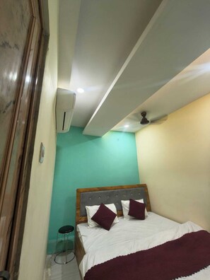 Deluxe Room - Hotel Vinayak Residency (Varanasi)