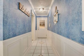 Interior - Relax at Captains Quarters spacious marina home (Sneads Ferry)