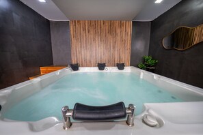 Appartamento Standard, vista città | Vasca idromassaggio privata