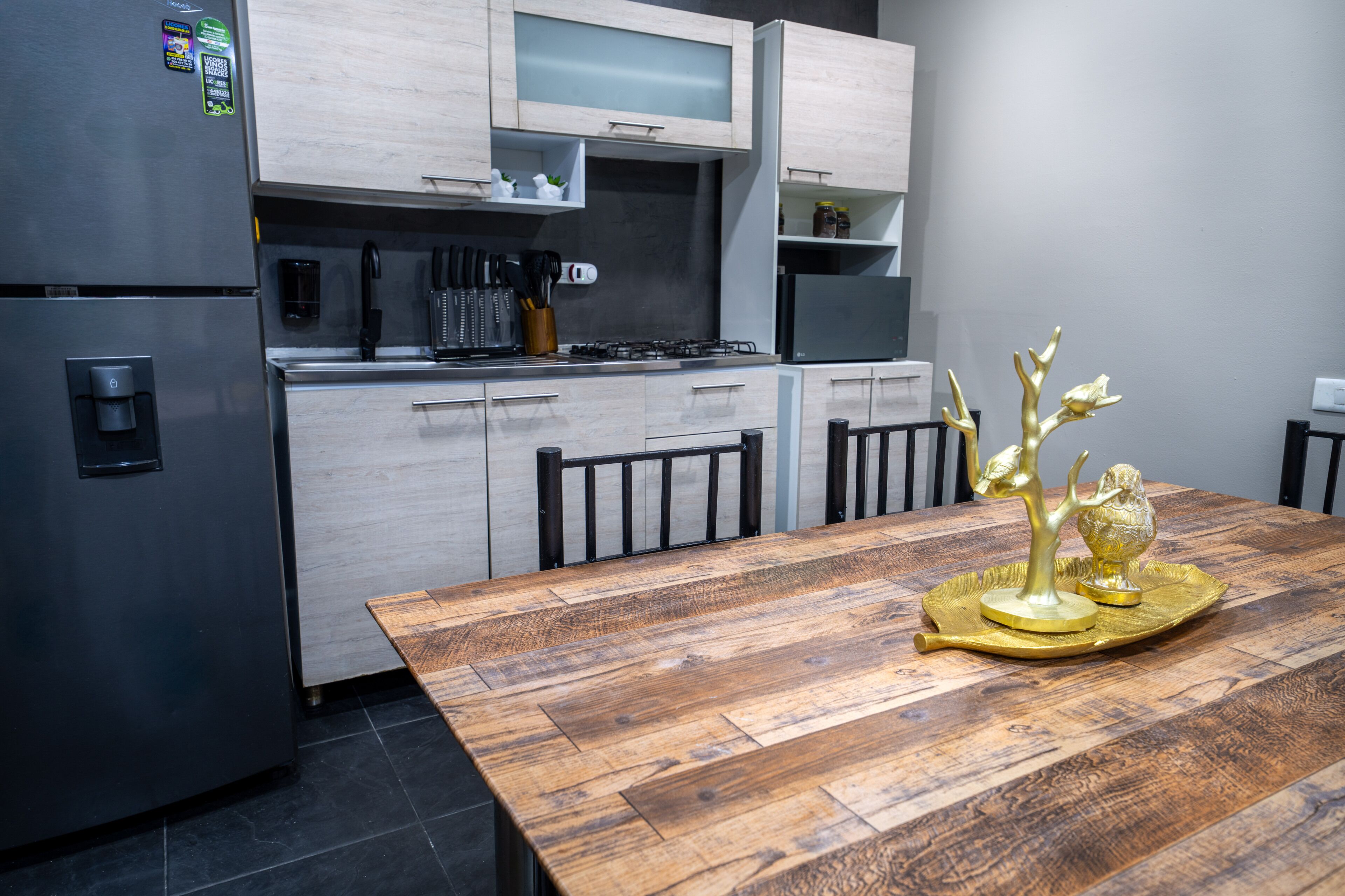 Apartamento estándar, vistas a la ciudad | Cocina privada