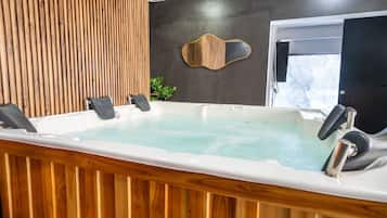 Apartamento estándar, vistas a la ciudad | Interior