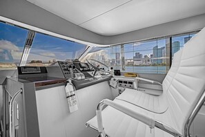 Fitness facility - Luxury 2 stateroom Yacht FREE TIME (Key West)