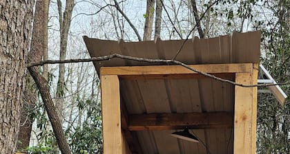 Hike-In Stargazer Tent in Secluded "Hollar"