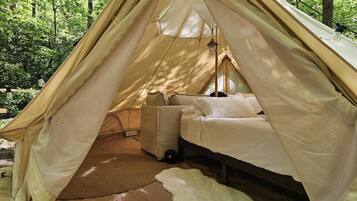 1 bedroom, WiFi (free), bed sheets