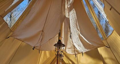 Hike-In Stargazer Tent in Secluded "Hollar"