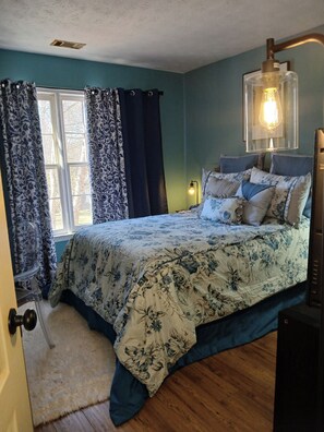 Room -  1-private room in single occupancy house in Stone Mountain. Be My Only Guest! (Stone Mountain)