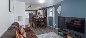 Comfy |4 Bedroom| Family Getaway