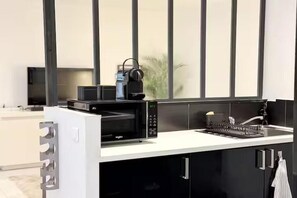 Private kitchen - Charming studio in the heart of République (Paris)
