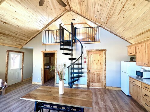 Modern Rustic Appeal with the Wild Rio Grande National Forest as your backyard!