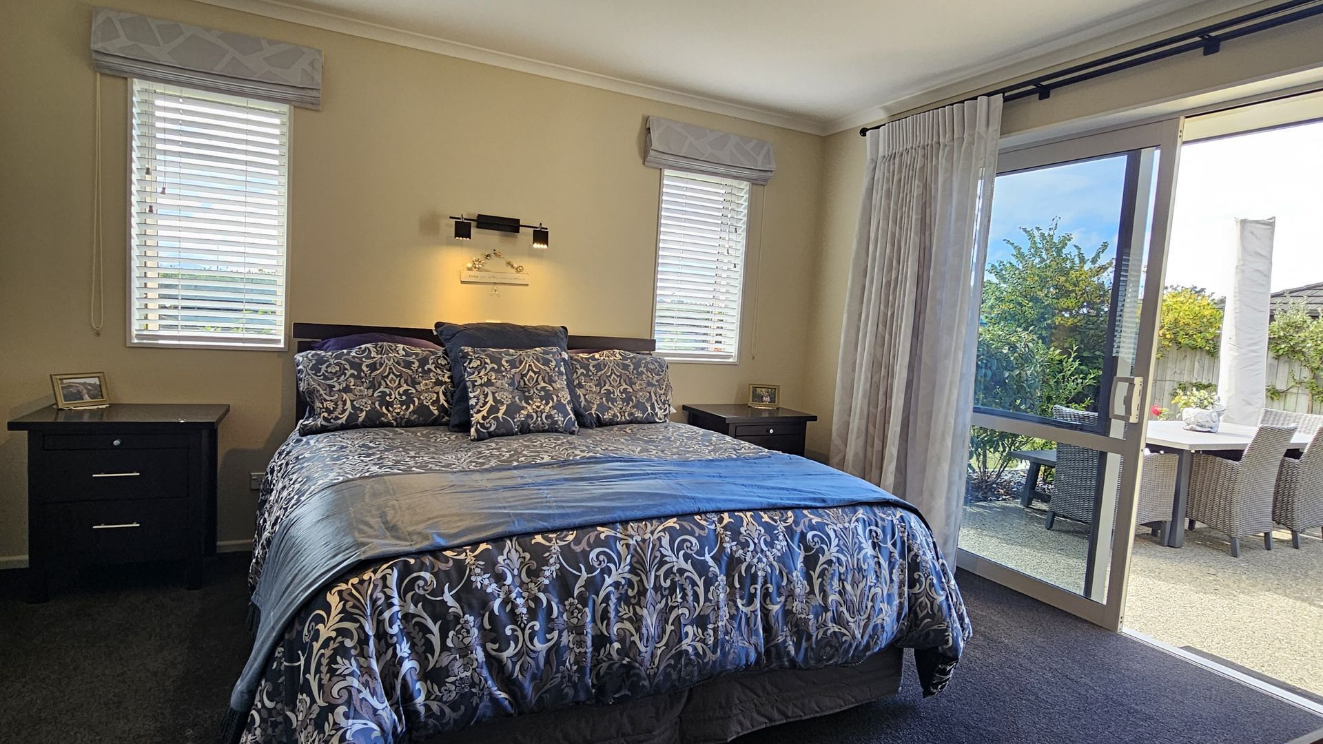 3 bedrooms, WiFi (free), bed sheets