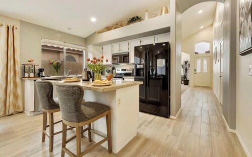 Enjoyable 3-bedroom house with AC in peaceful Chandler